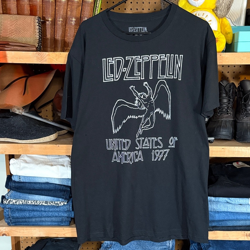 Led Zeppelin Black Graphic Tee